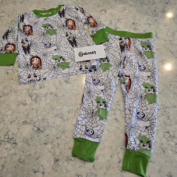 Toddler Girl Bluey "Boo Sisters" Halloween Top & Bottoms Pajama Set Size 6-12 M - Picture 1 of 9